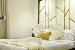 Address of Hotel Grand Girdhar