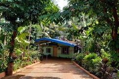 JD - Homestay | Rooms & Kitchen