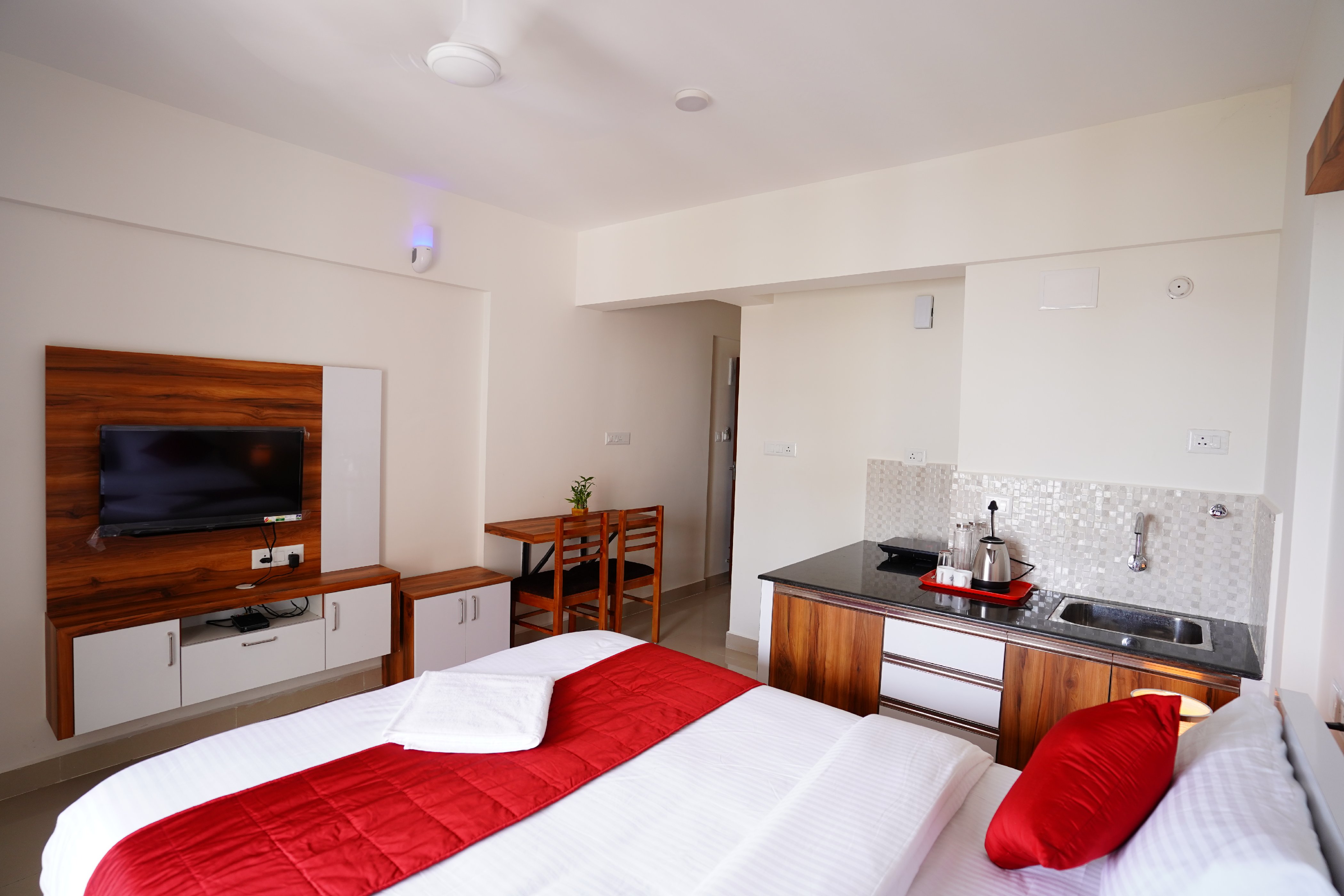 My Home Hotel Apartment - Tap to explore photos