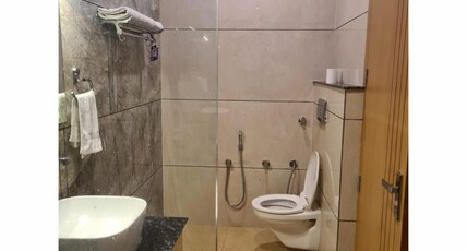 Mahadev Residency | Rooms & Caretaker Room Type - Premium Double Deluxe 1