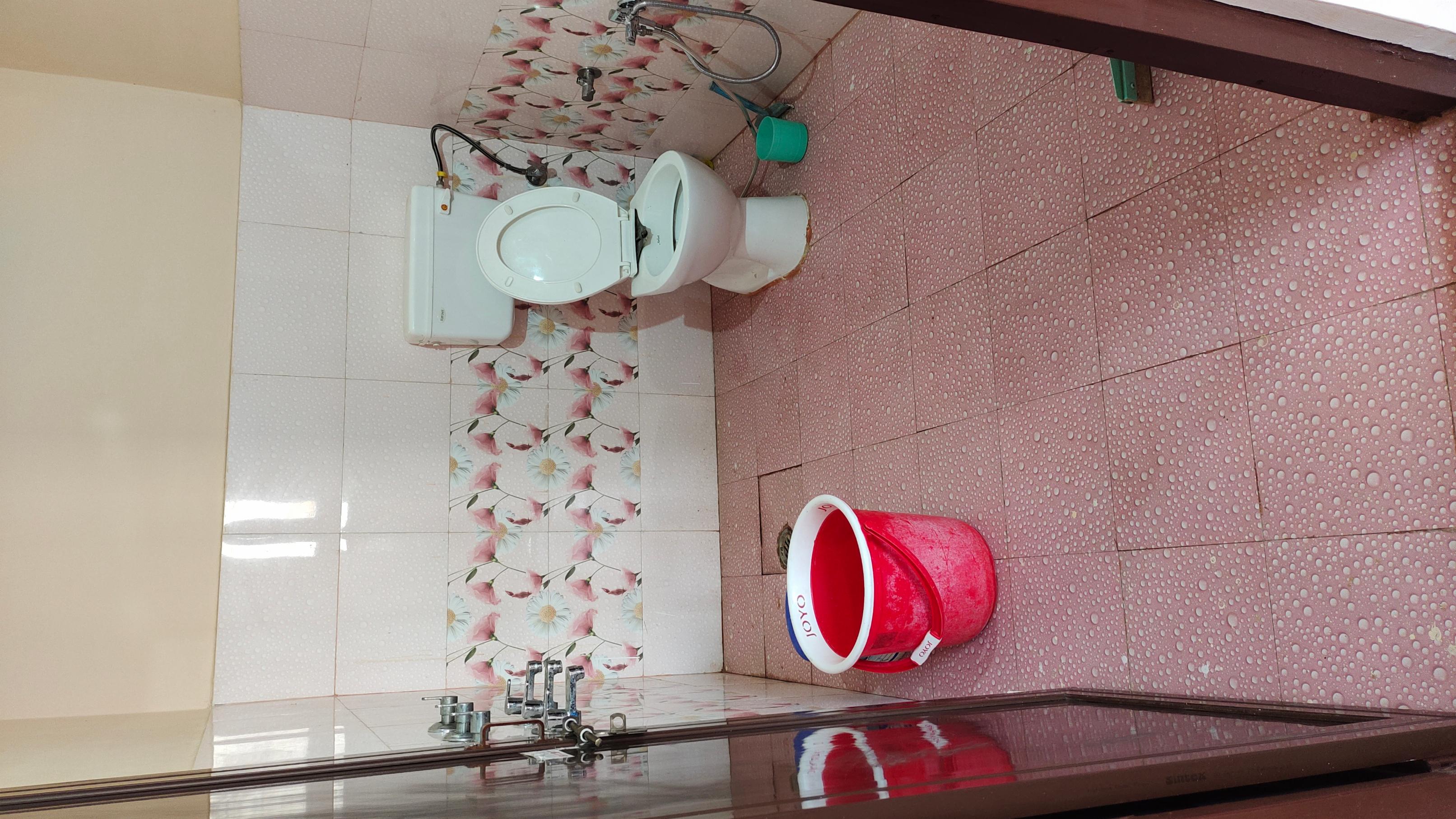 1BHK Independent House at VVIP Location - Tap to explore photos
