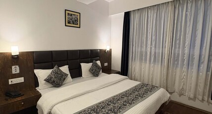 Hotel Yangbum Room Type - DELUXE ROOM