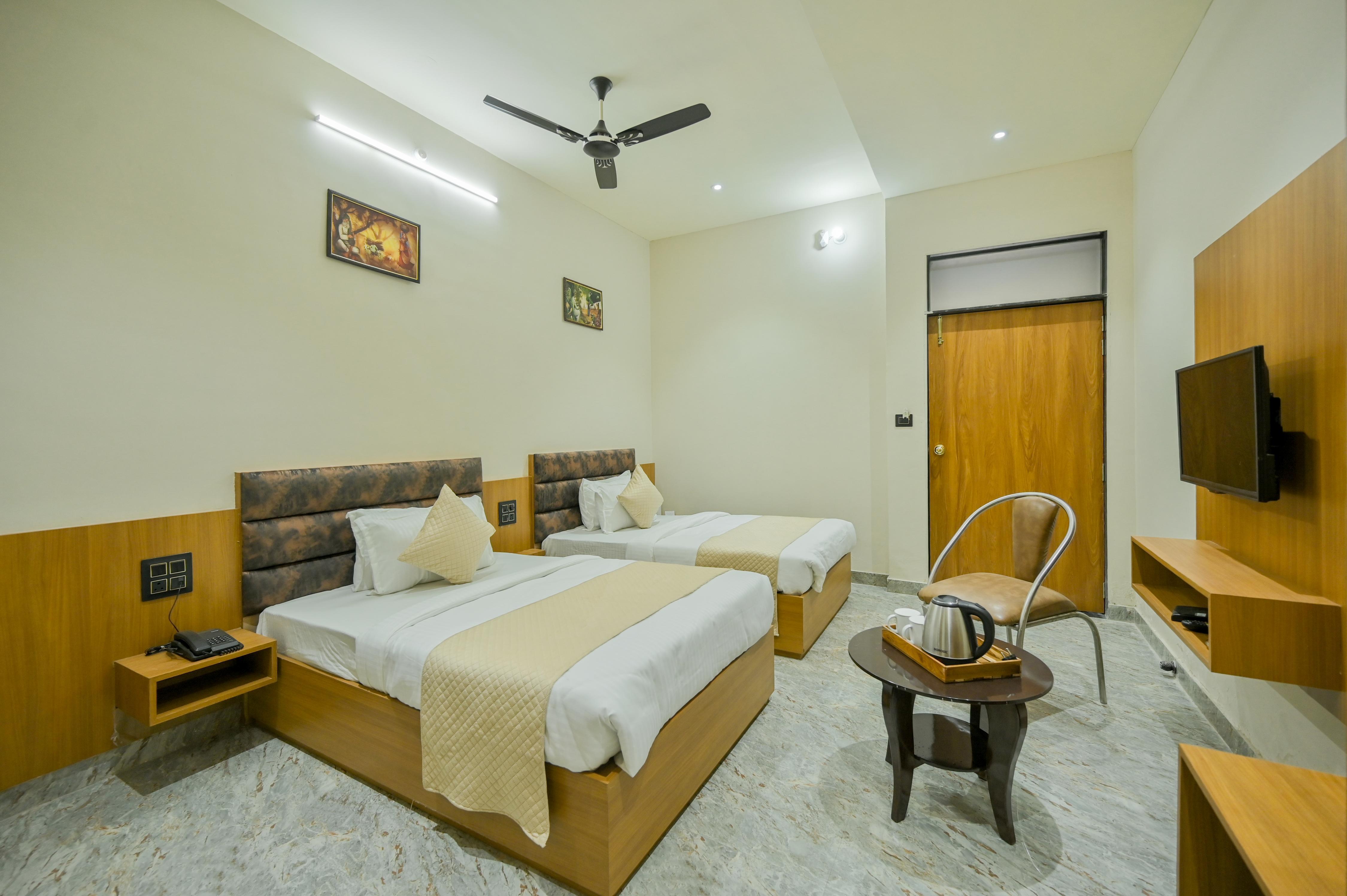 BLUEBERRY RESORT Room Type - Super Deluxe Twin Bed