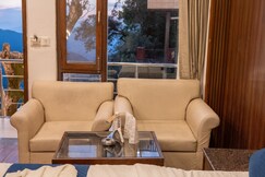 Hotel Aashna by Savitri Sons