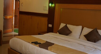 Hilltone resort Room Type - DELUXE ROOM