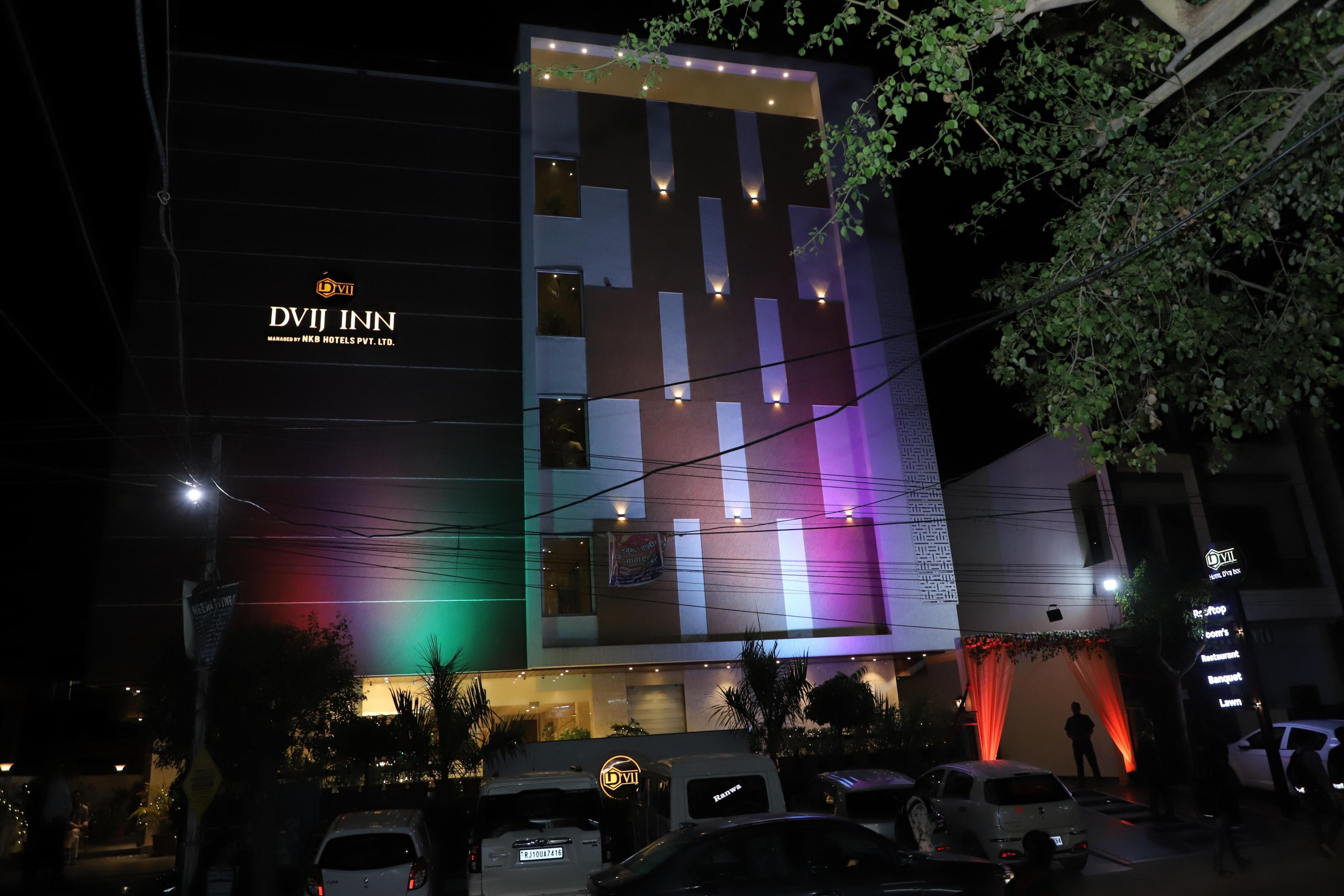 Hotel DVIJ Inn