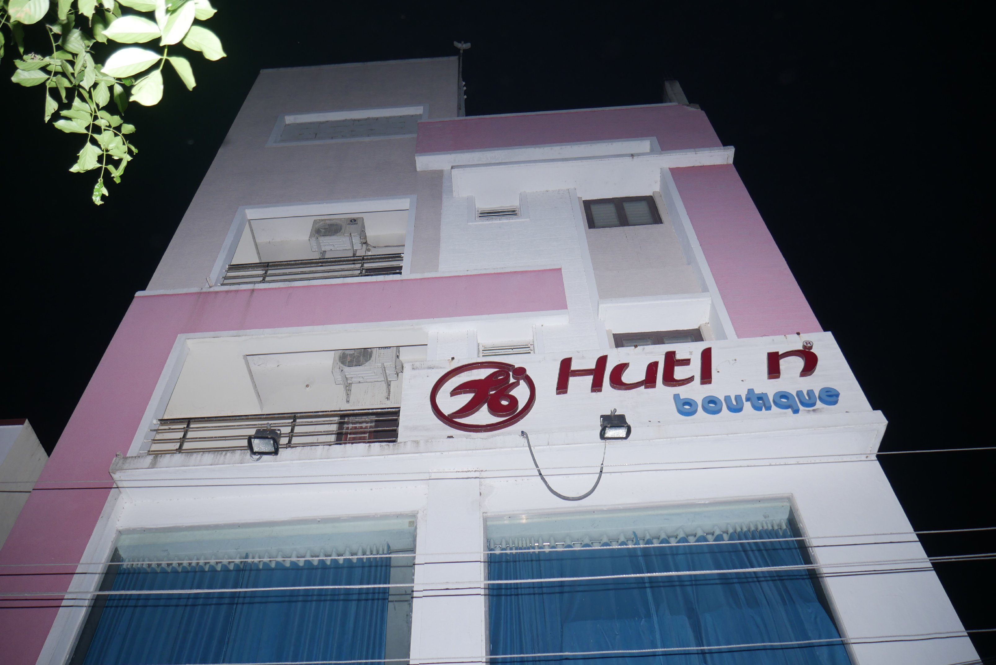 Kubera Service Appartments