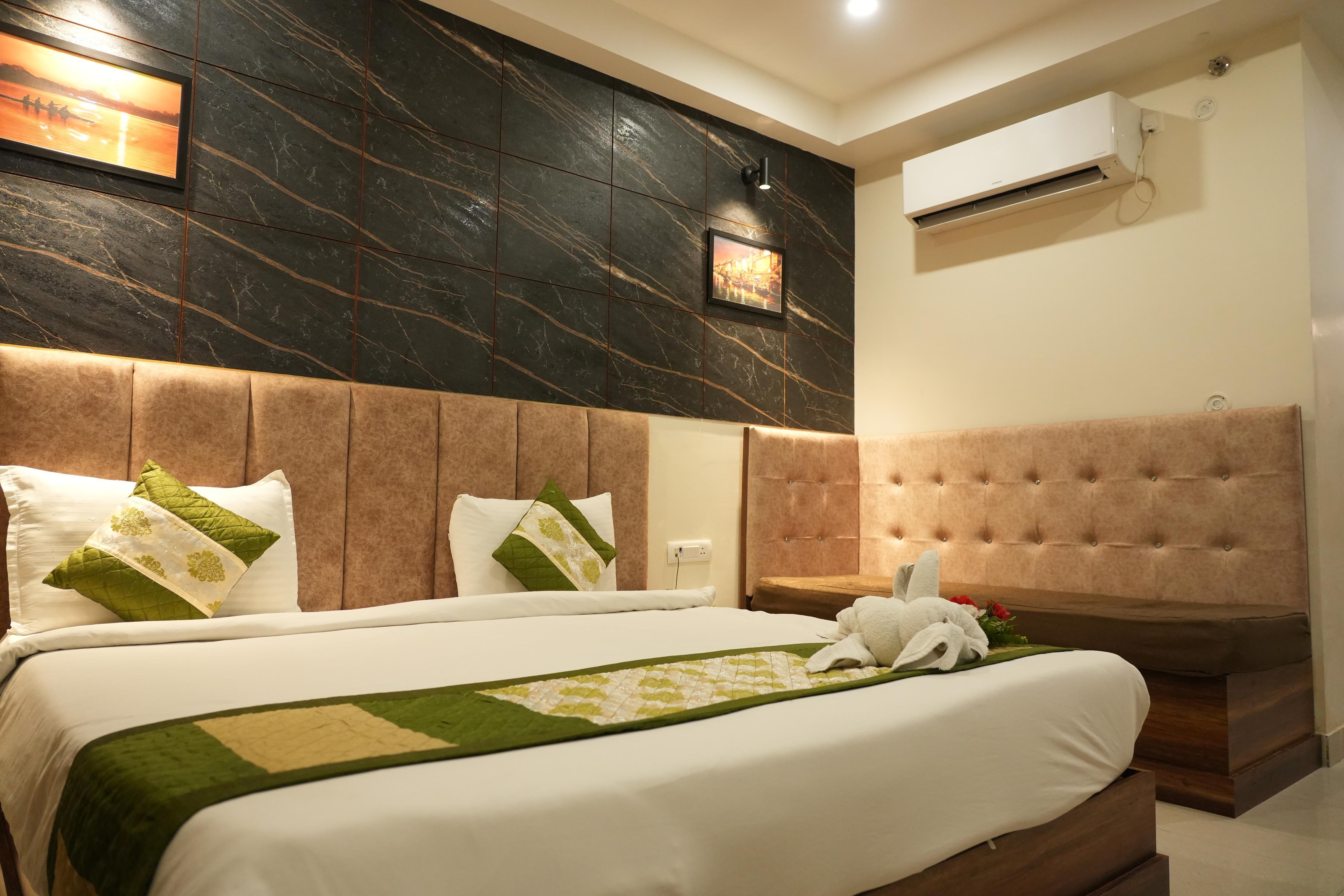 Hotel Yathart Inn , Varanasi Room Type - Premium Room With City View
