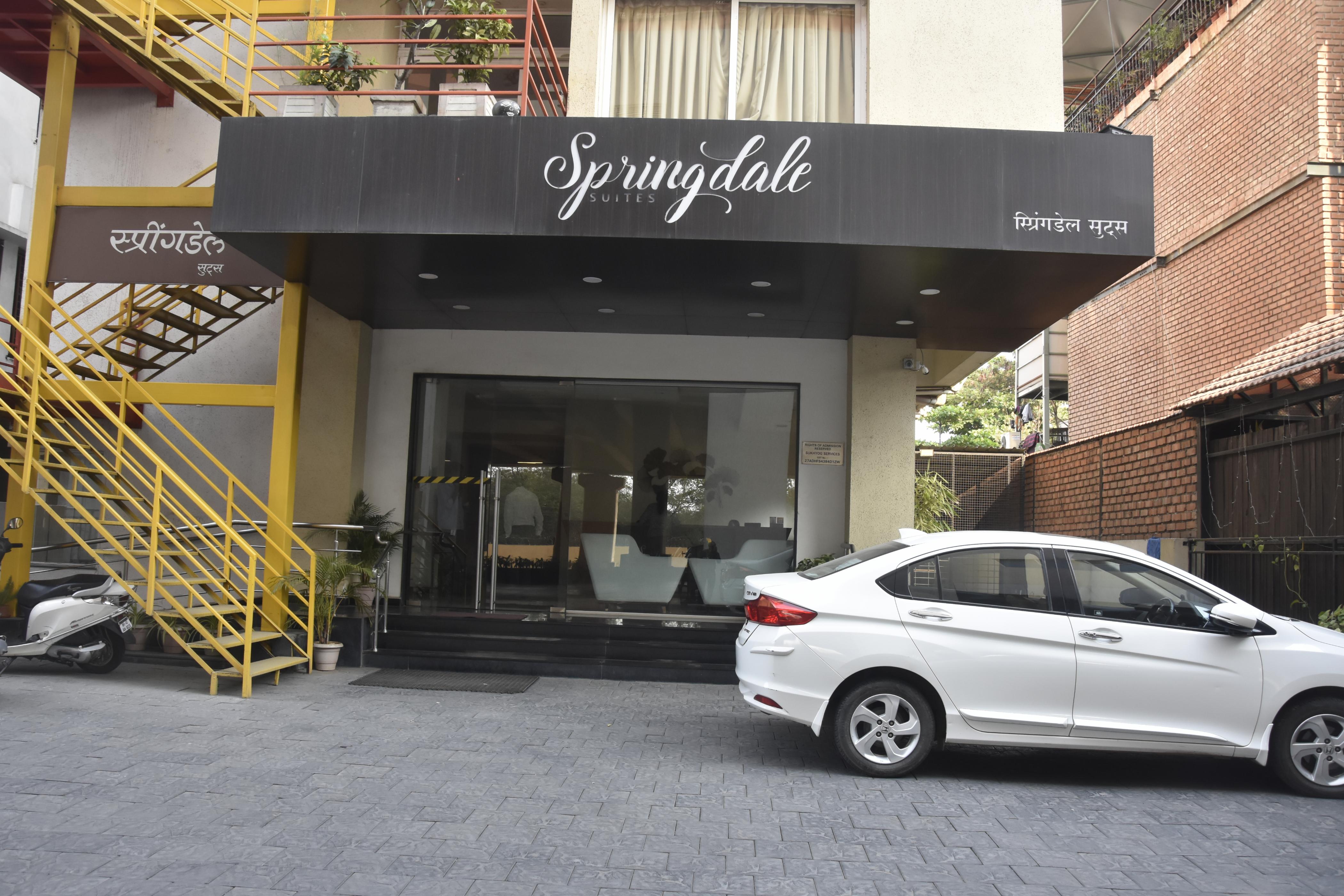 Springdale Suites