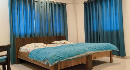 Boutique Apartment | Rooms & Caretaker Room Type - Work Studio