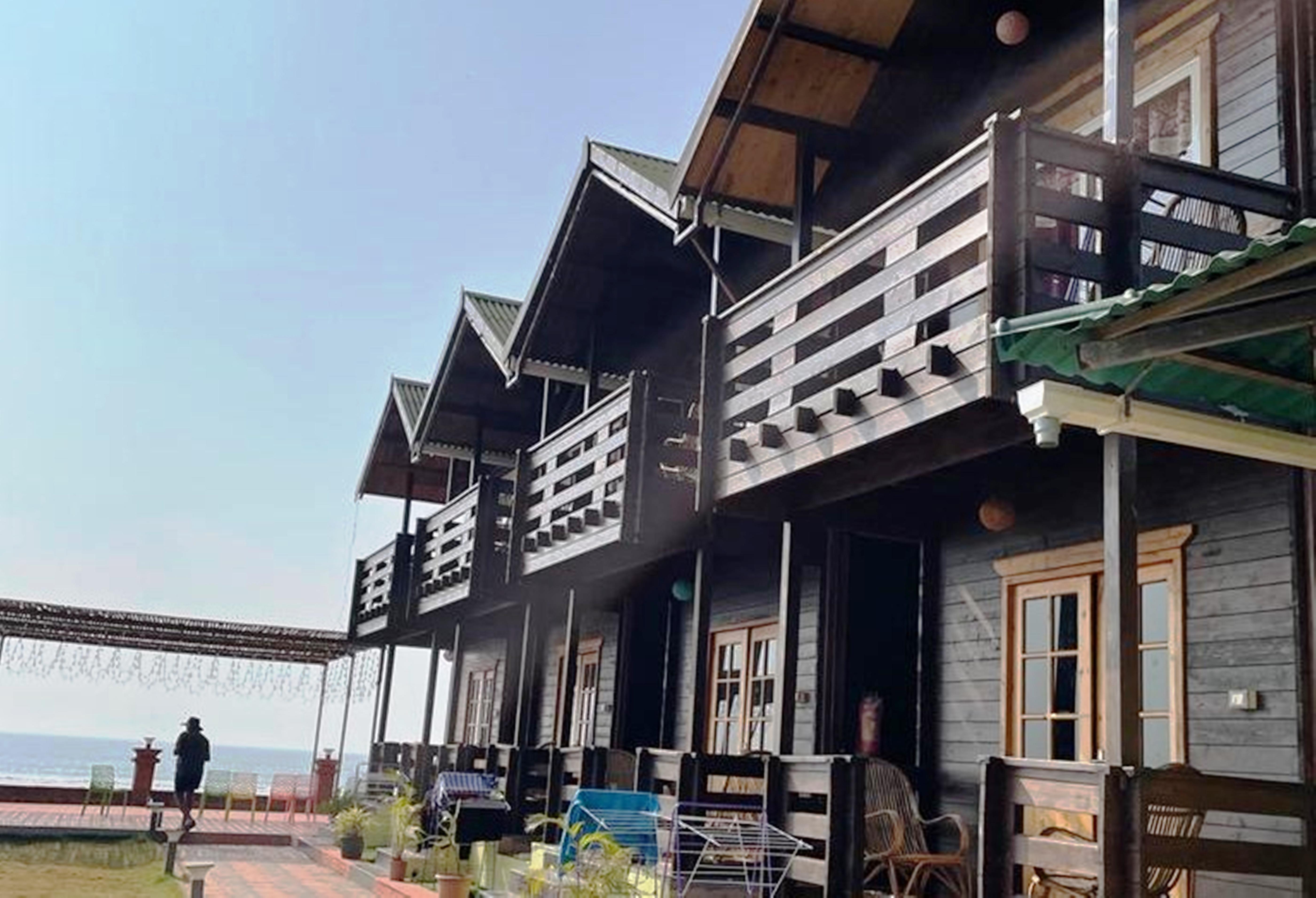 The Empyrean | Room with Sea views