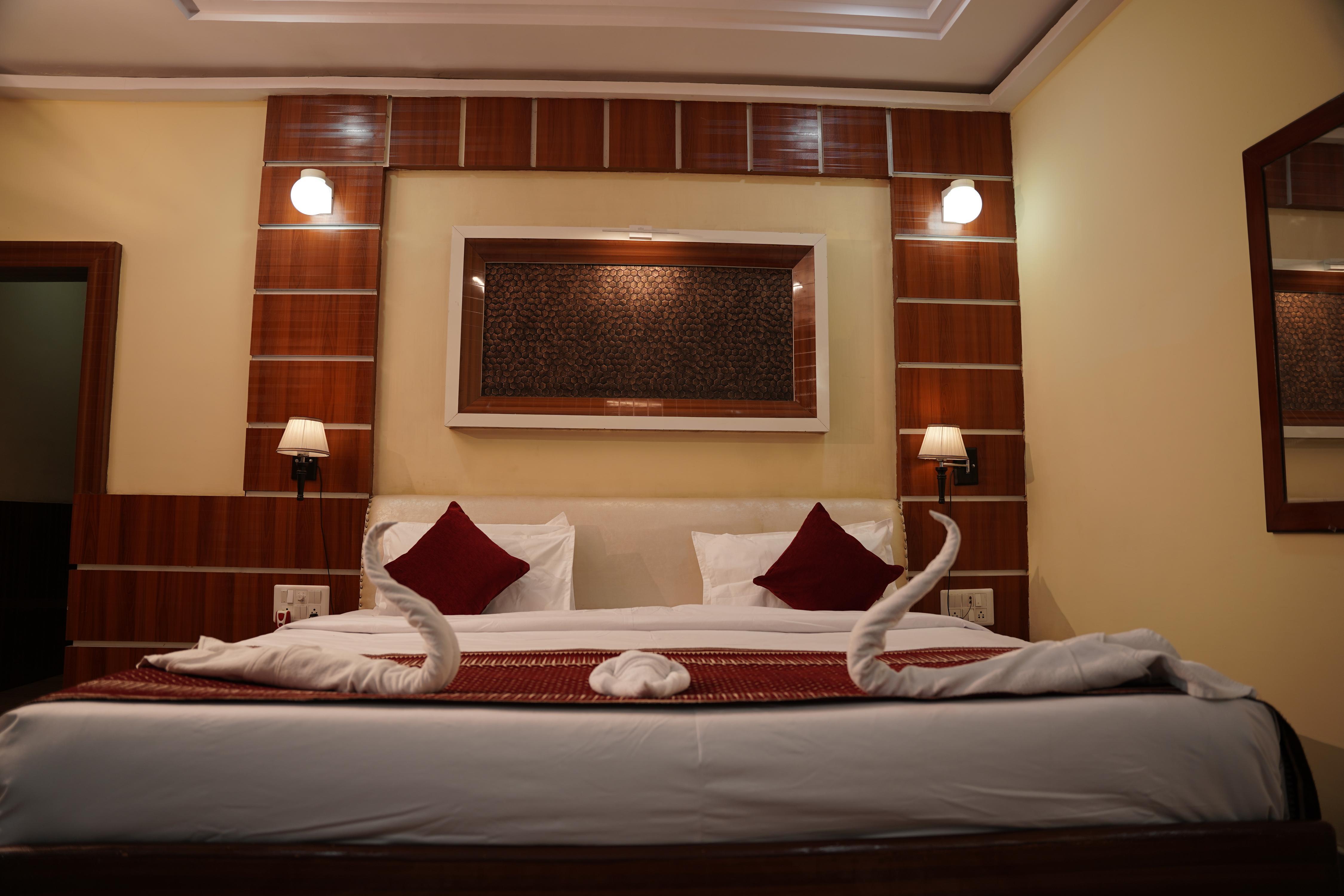 Hotel Amrapali Classic,Bhawanipatna Room Type - Suite