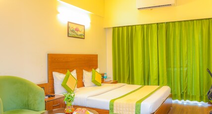 Hotel Livbox Room Type - Premium Room with Balcony