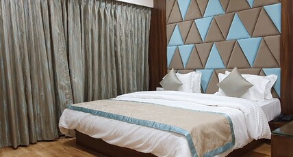 Hotel Shiv Sangram Room Type - Deluxe AC King Bed Room