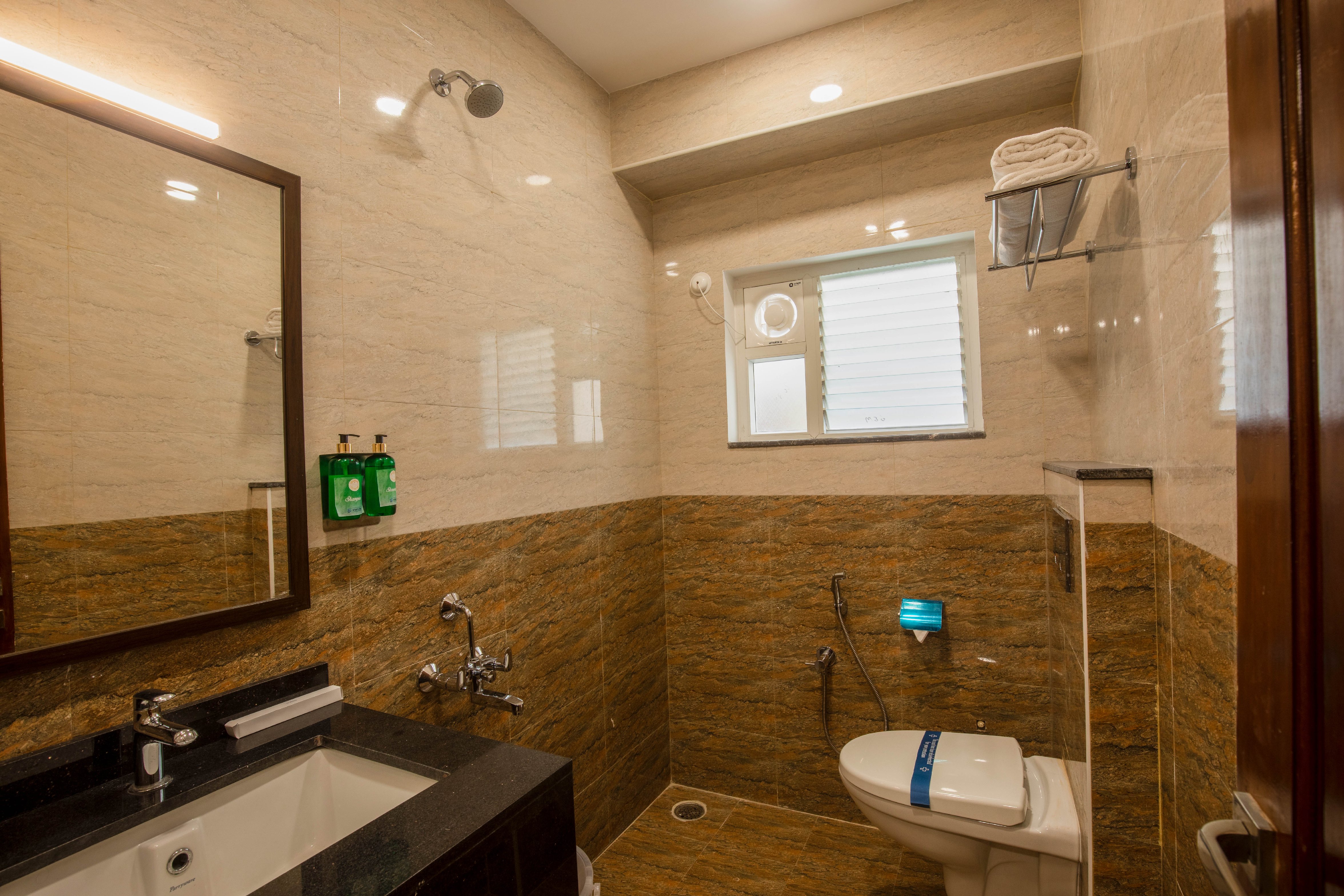 Hotel Grand Galaxy - Tap to explore photos