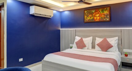 Hotel Vibe BLU & Banquet Advant Expressway Room Type - Standard Room