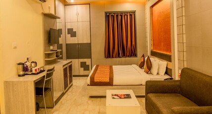 Sukhdeo Clark Inn Room Type - Deluxe Room
