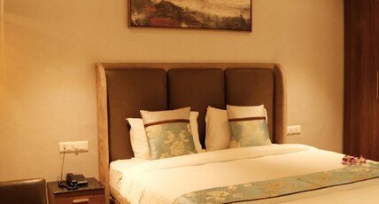 The Platinum Boutique Inn Room Type - Deluxe Room