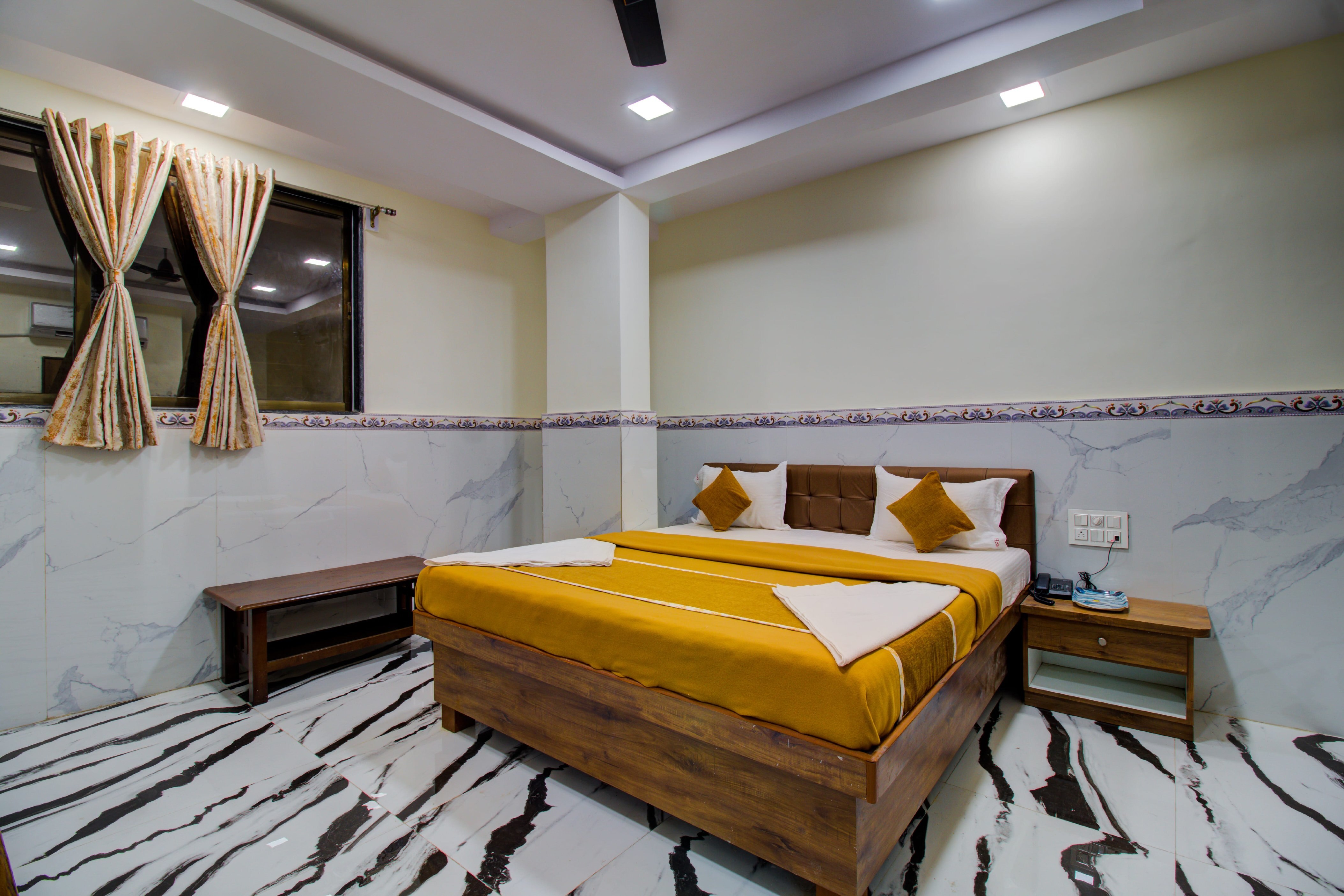 Hotel Sai Bansi Residency - Tap to explore photos