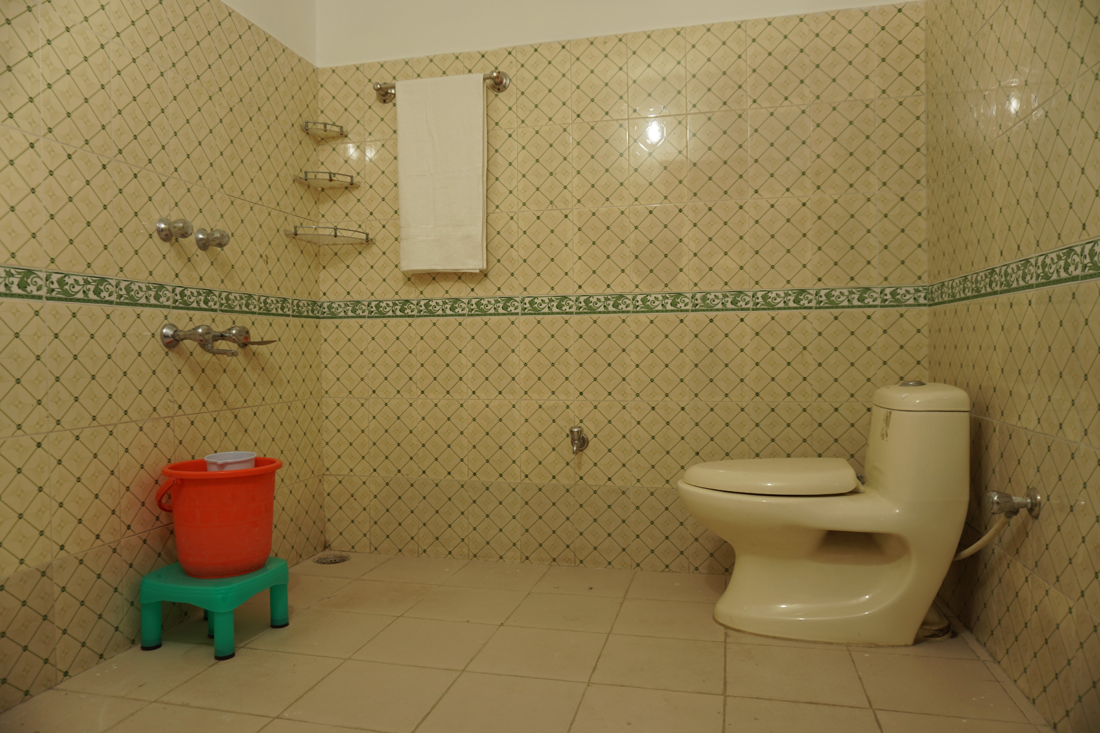 The Happy Homestay - Tap to explore photos