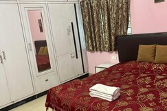 Tranquil Luxury Accommodation With Kitchen In The Heart Of The City