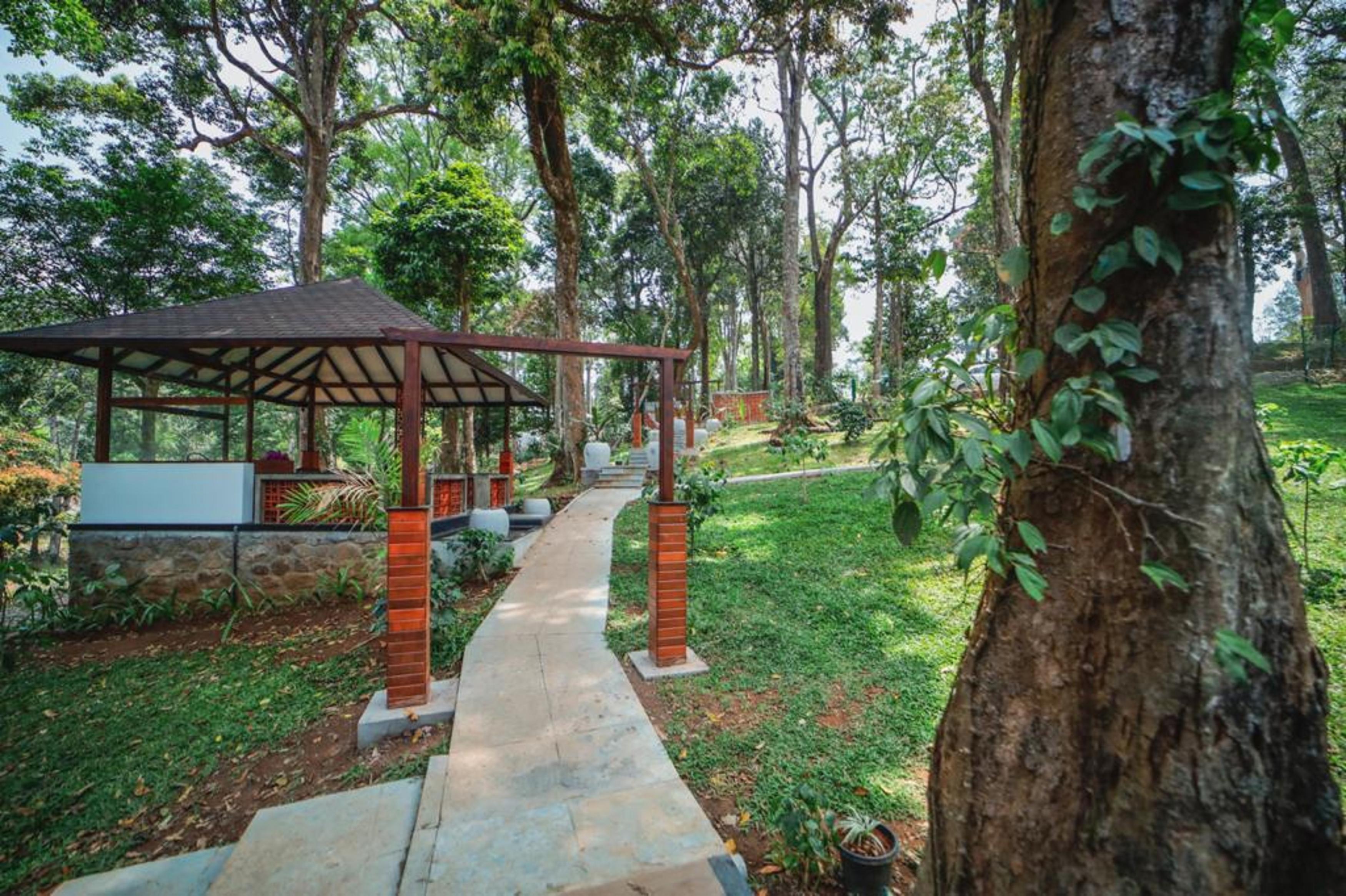 VANYA by Citrine - Tap to explore photos