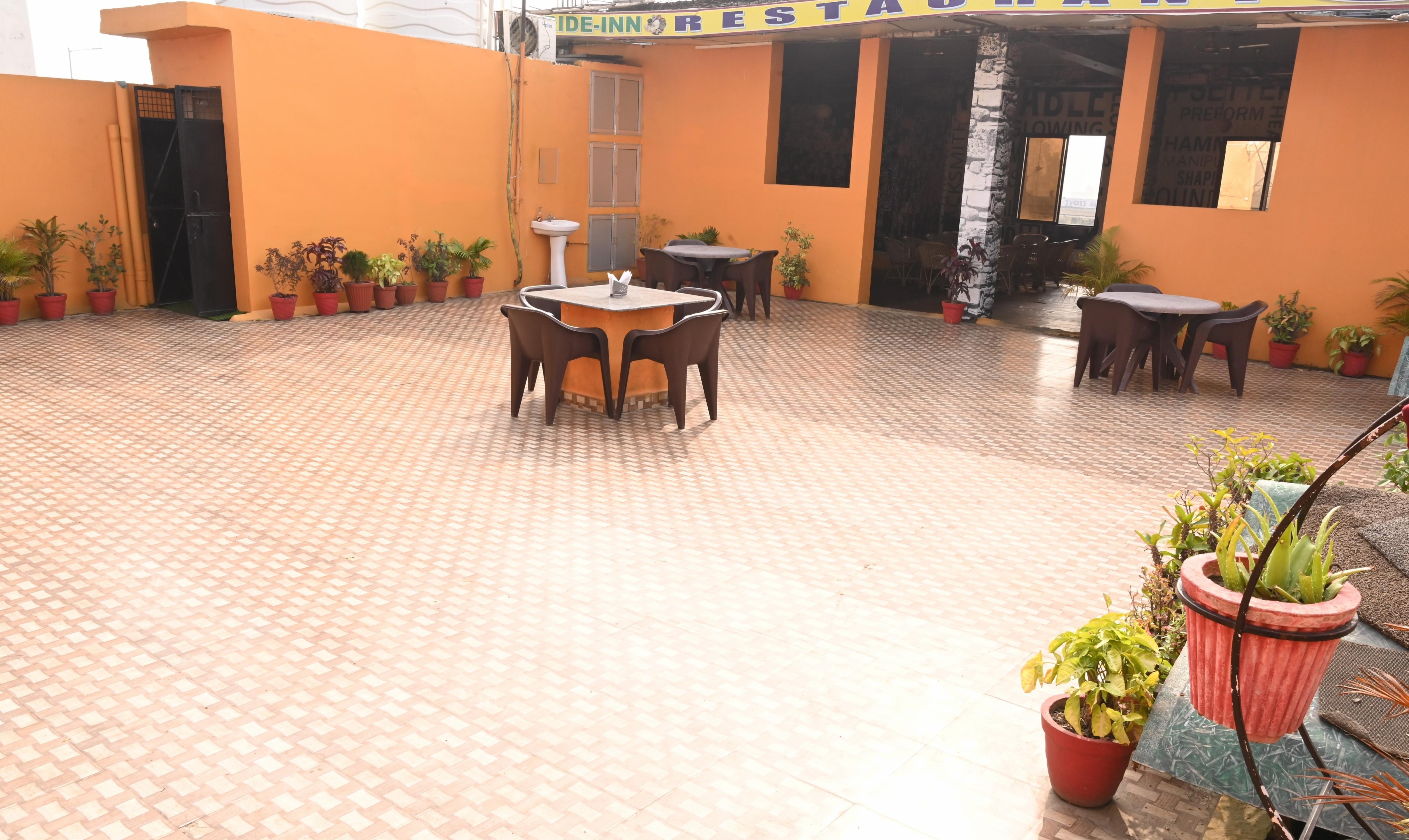 Hotel Pride Inn-Bhagwanpur - Tap to explore photos