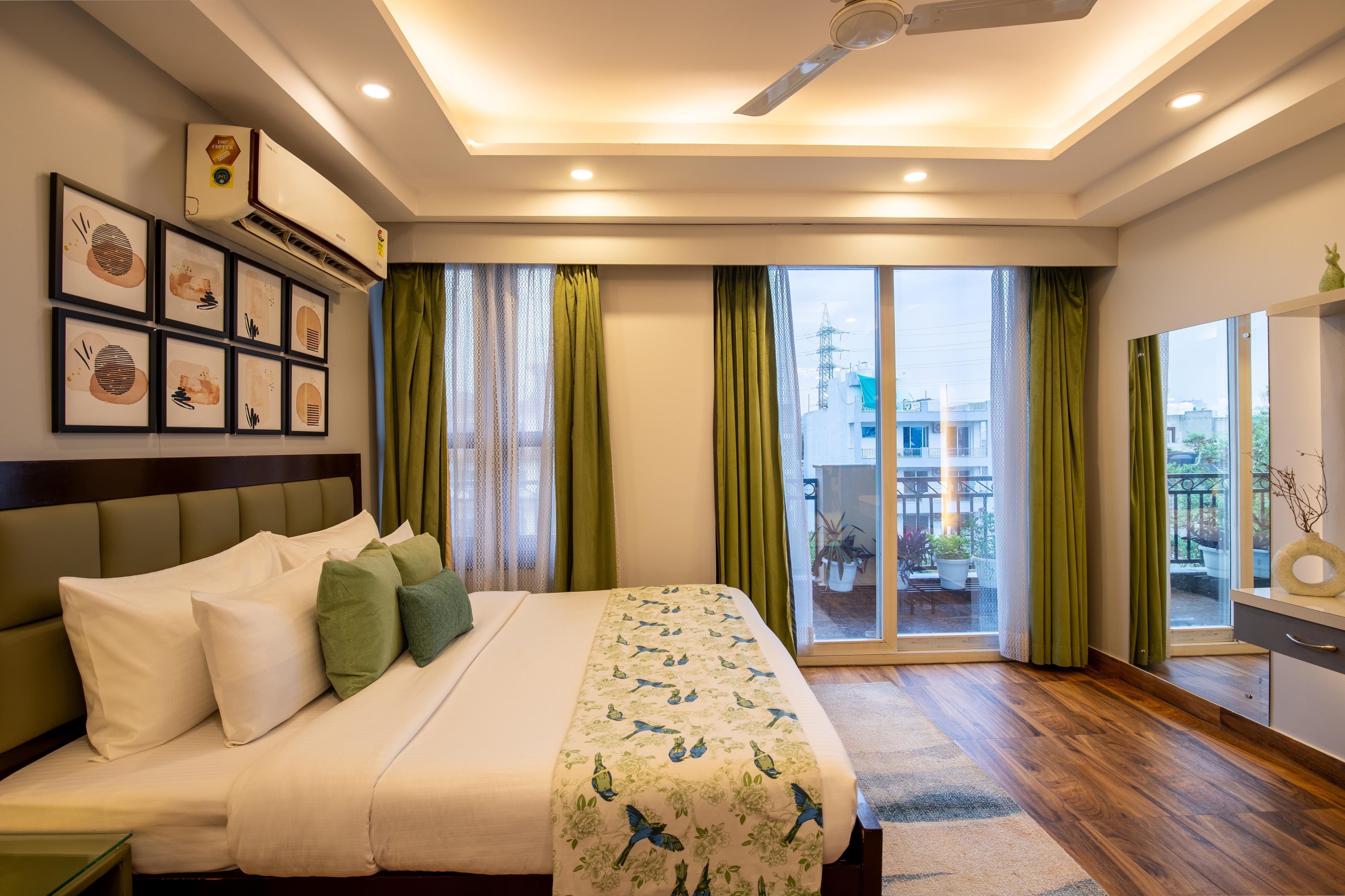 BedChambers Serviced Apartments | Medanta Medicity - Tap to explore photos