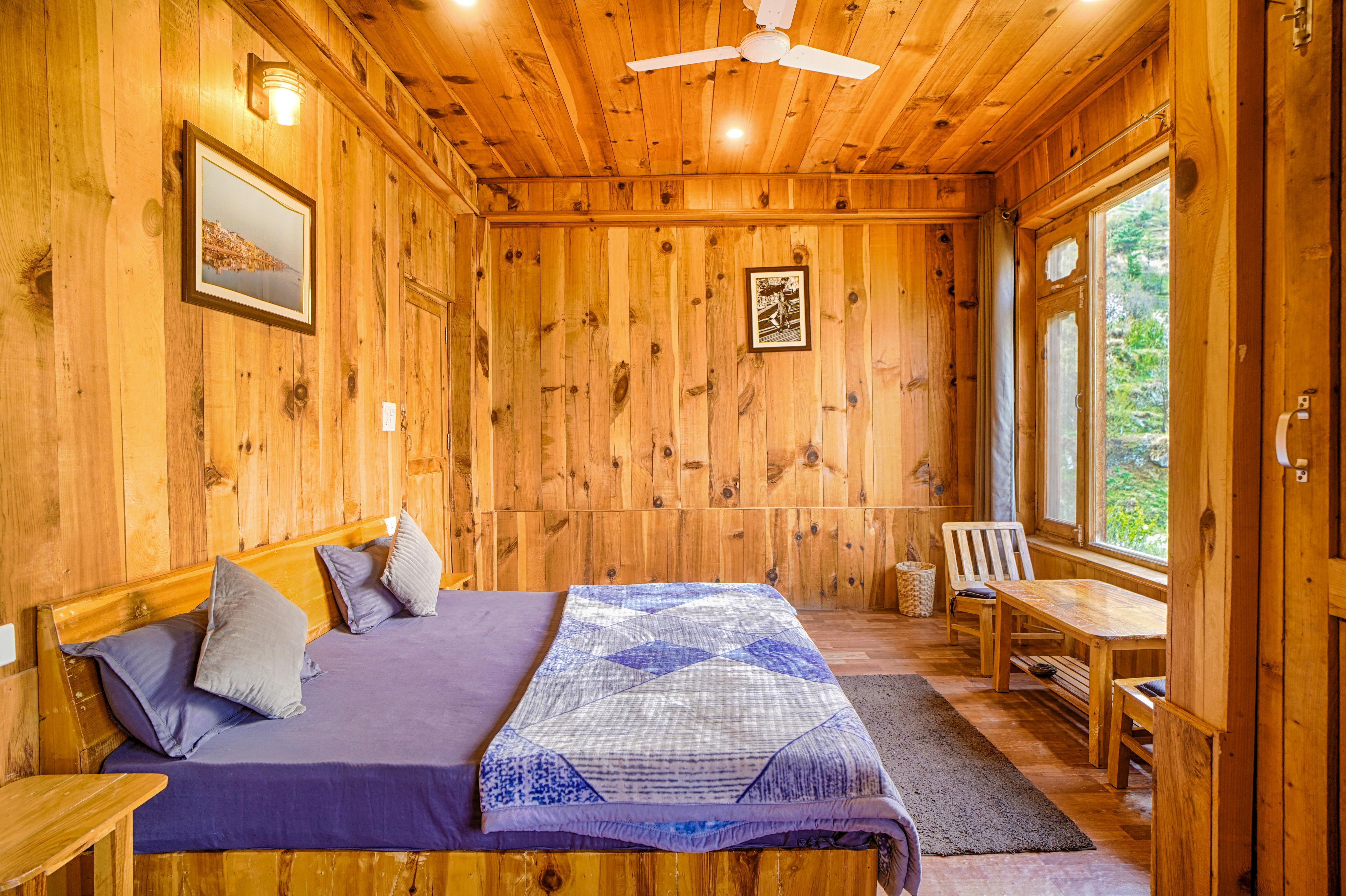 Apple Blush Retreat Room Type - Deluxe Double Room with Balcony ( First Floor )