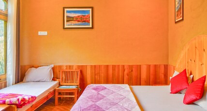 Apple Blush Retreat Room Type - Triple Room with Mountain View