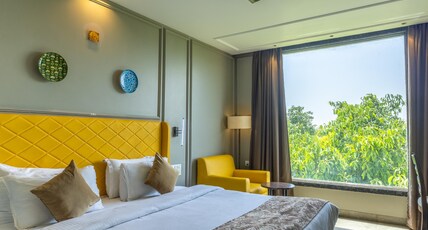 Lalit International By The Rameshwary Room Type - Deluxe Room