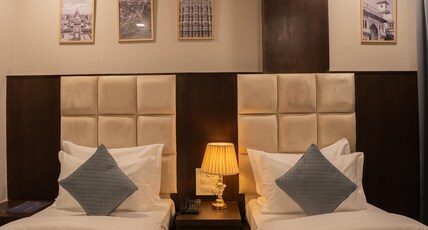 The Raas Mahal Room Type - Twin Bed Room
