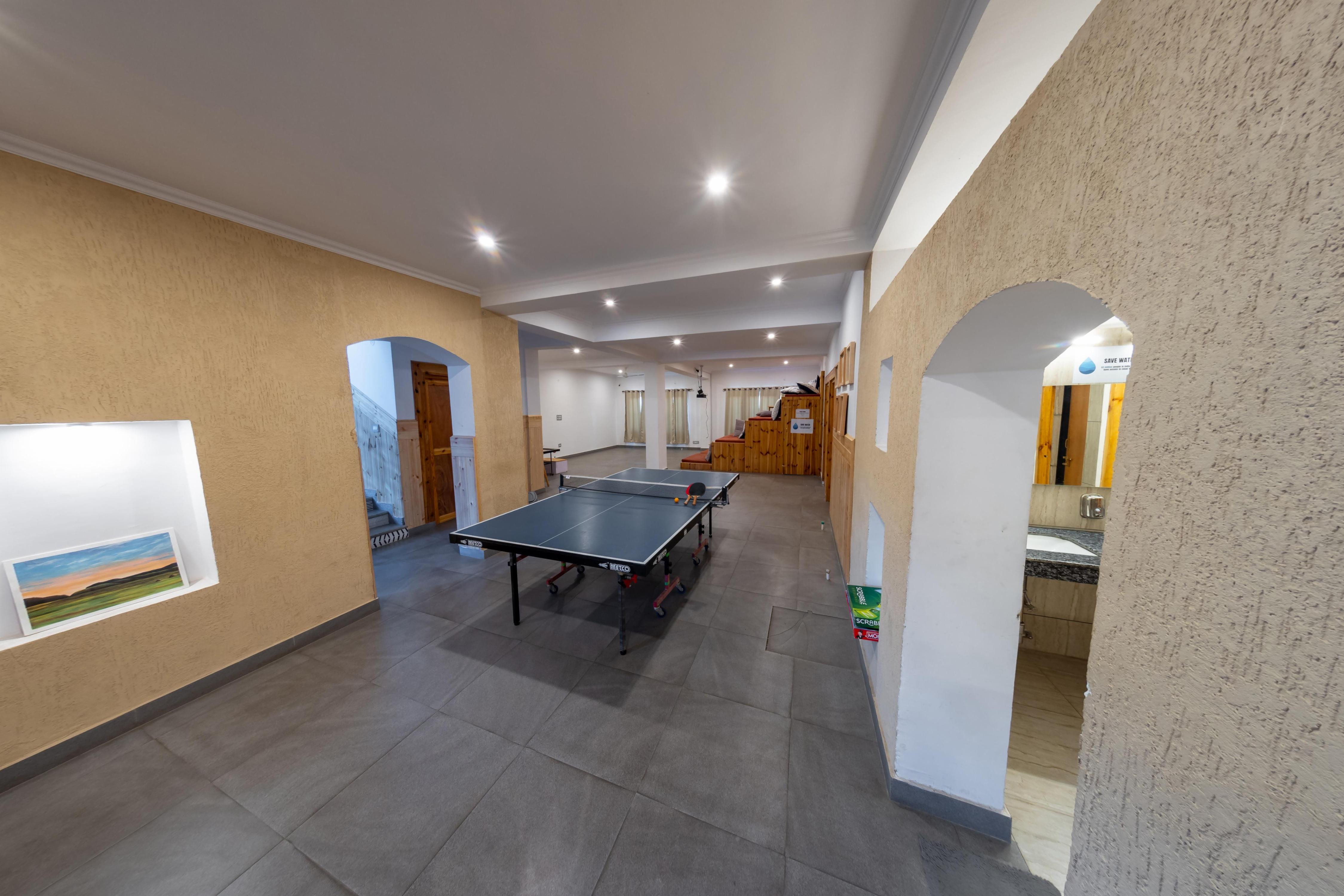 Woosah Hostel Leh | Terrace Cafe & Wifi - Tap to explore photos