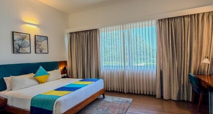 Spree Resort at Century Wintersun Room Type - Executive Room with Balcony Spree Resort at Century Wintersun Room Type - Executive Room with Balcony