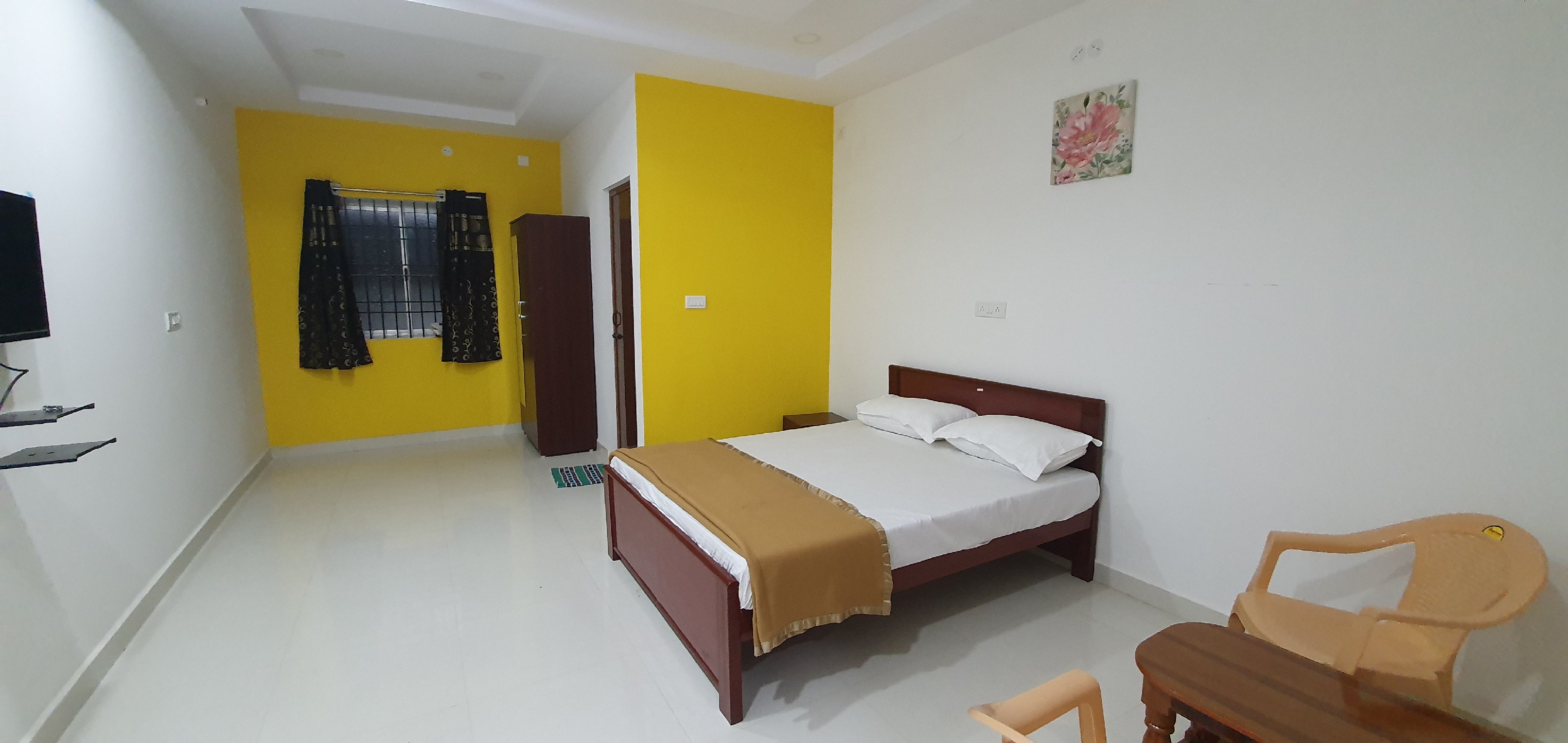 KBG Palace Room Type - Deluxe Room without AC