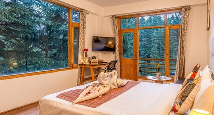 Getaway Stays Manali | River-view Rooms Room Type - Superior Room with River and Mountain View