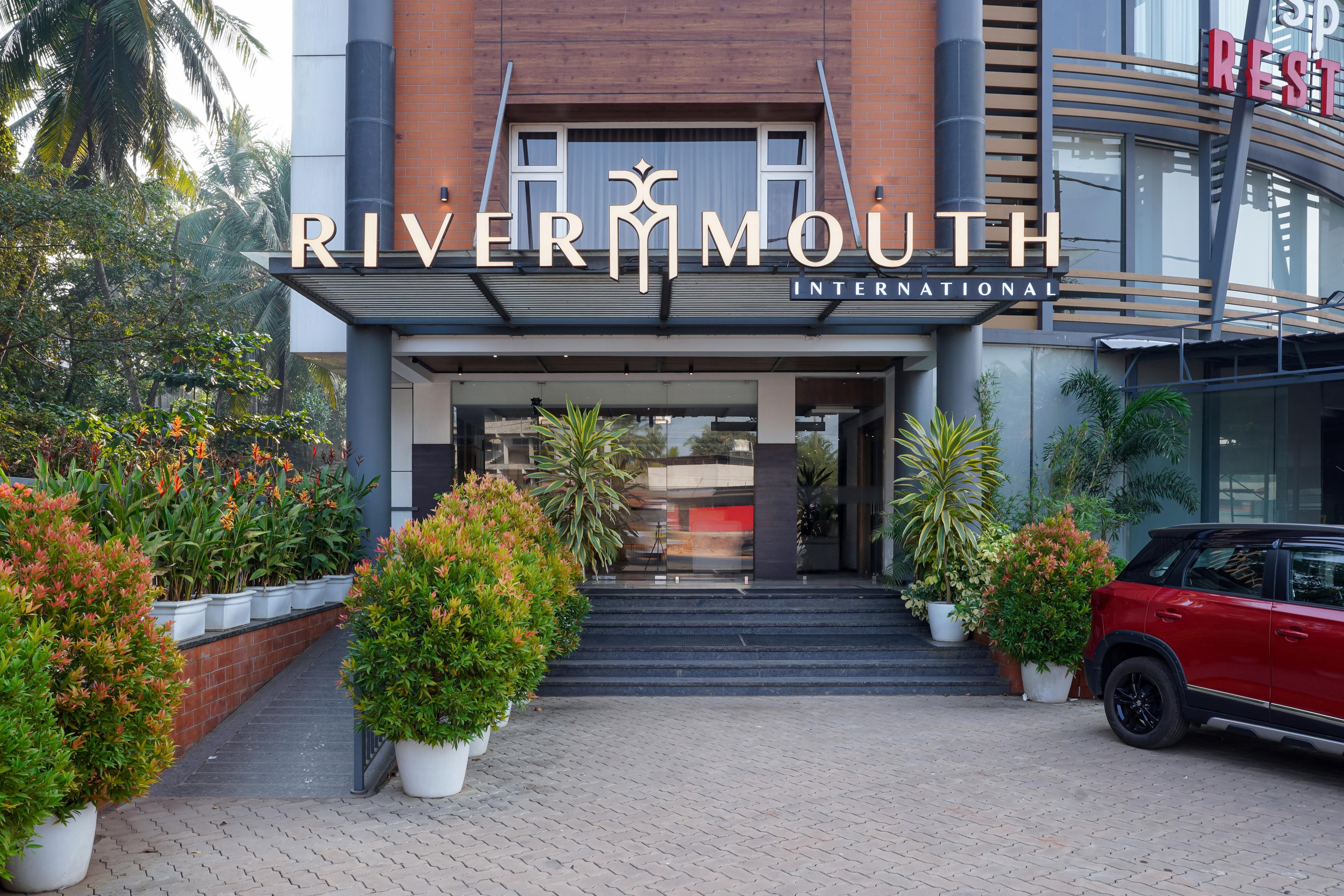 Nexstay Rivermouth International, Calicut - Tap to explore photos