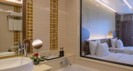 Le Bali Resort Room Type - Deluxe Twin Room with Bathtub