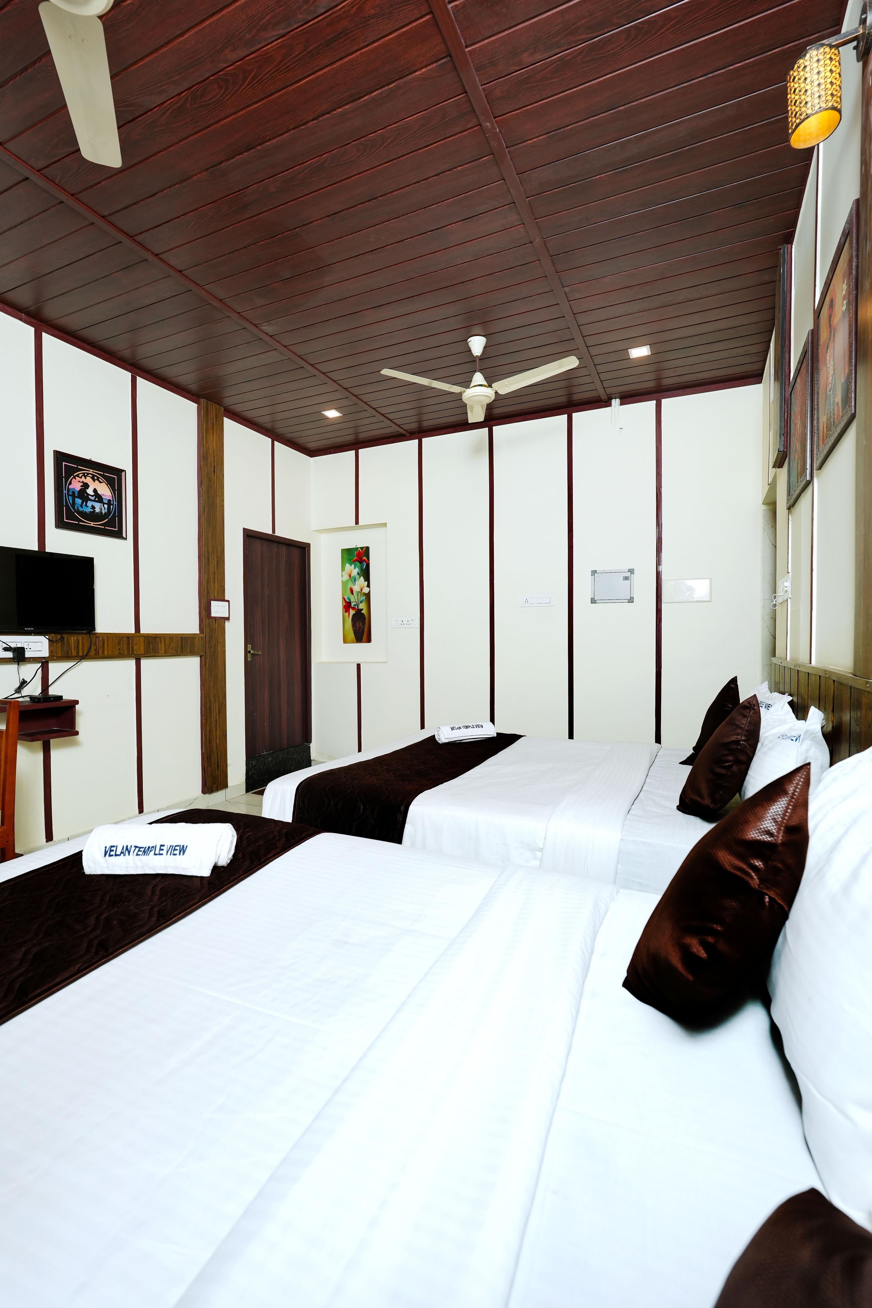 Velan Temple View Room Type - Family Quadruple Room Type 3