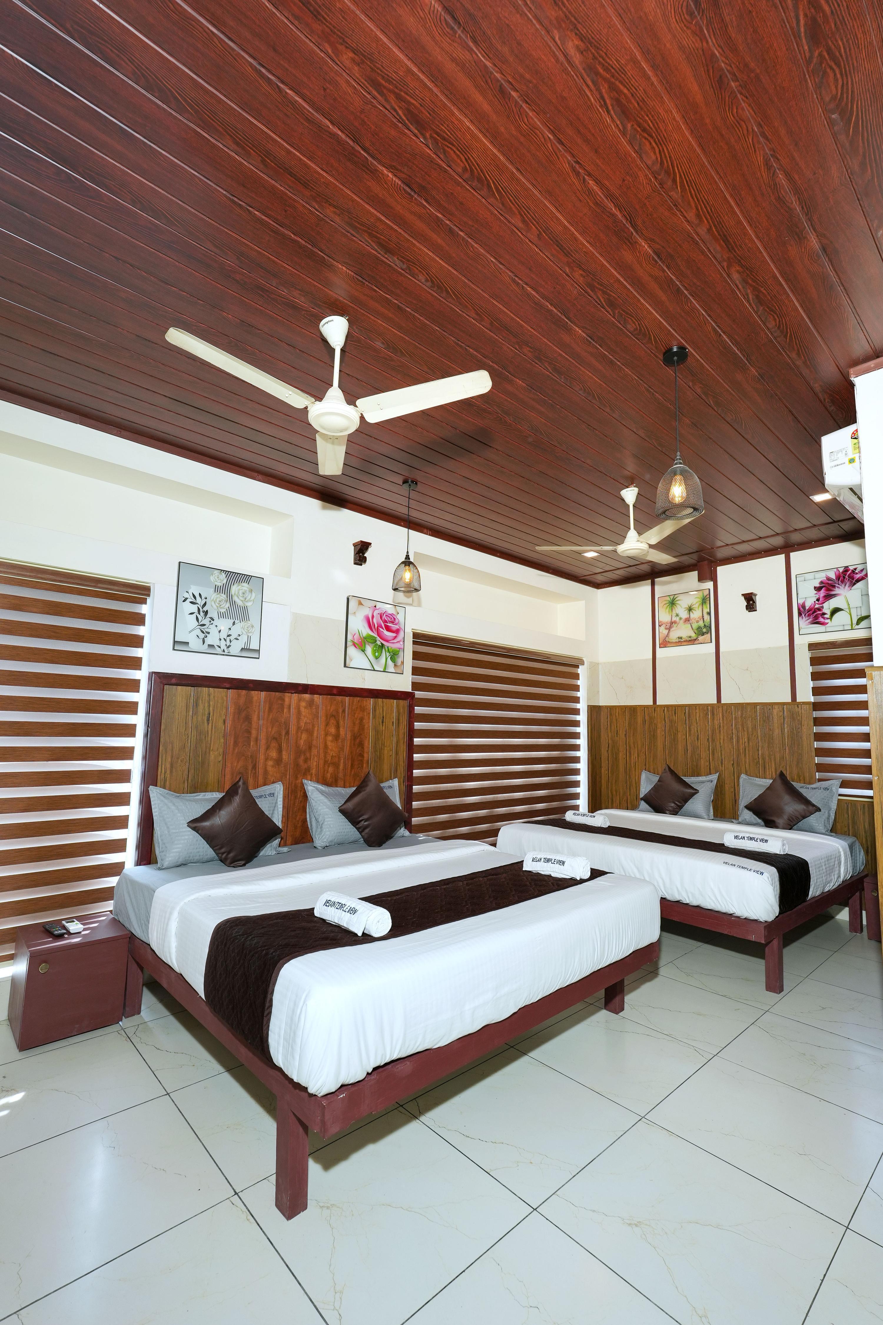 Velan Temple View Room Type - Luxury Room with Temple View