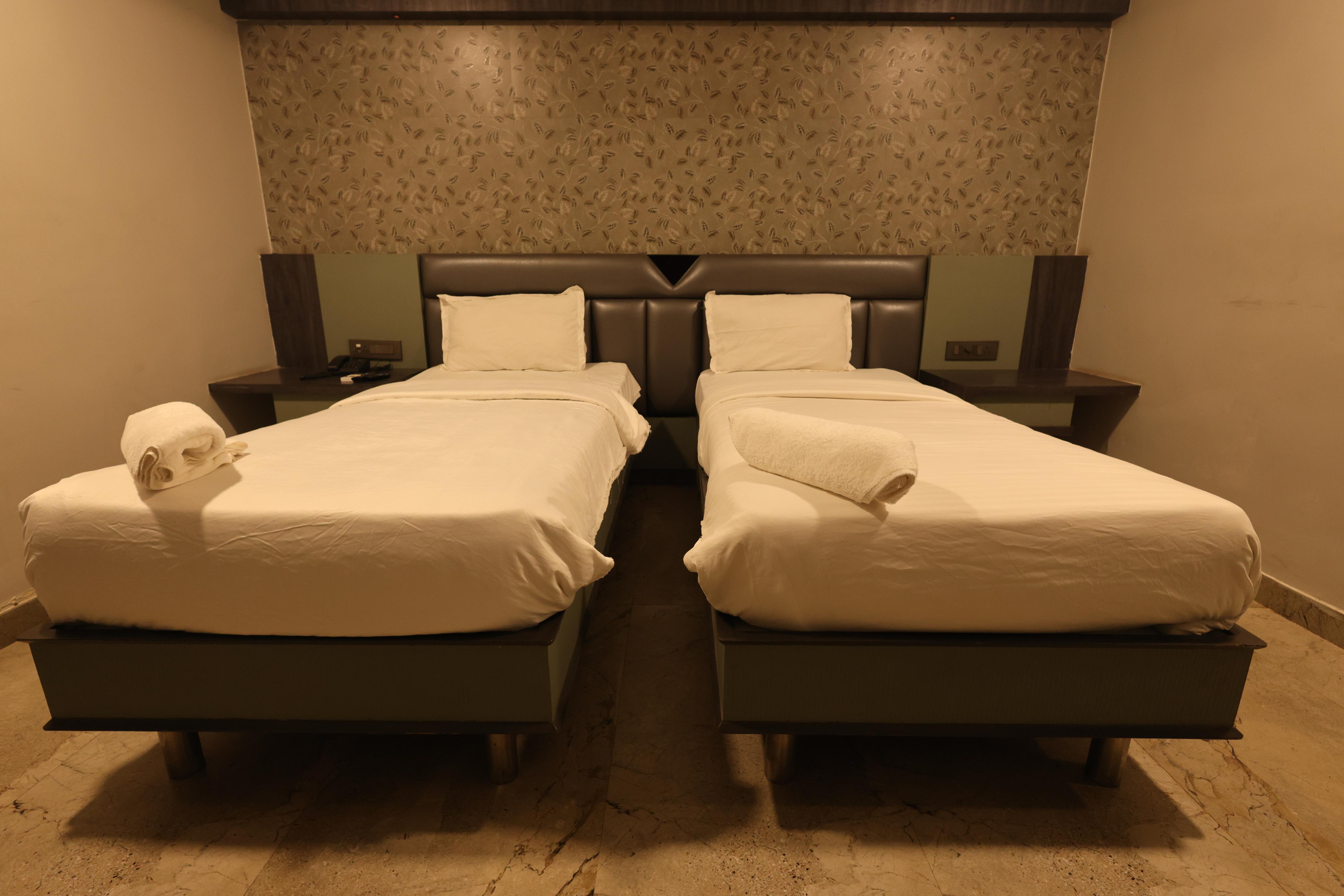 Hotel VR Grand - Tap to explore photos
