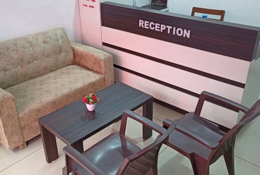 Hotel Paul Residency