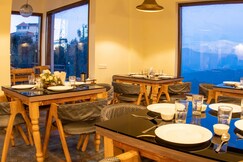 The Himalayan Voyage | Rooms & Restaurant
