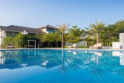 Global Village Luxury Resorts