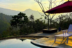 HOLISTIC STAY ECO - RESORT