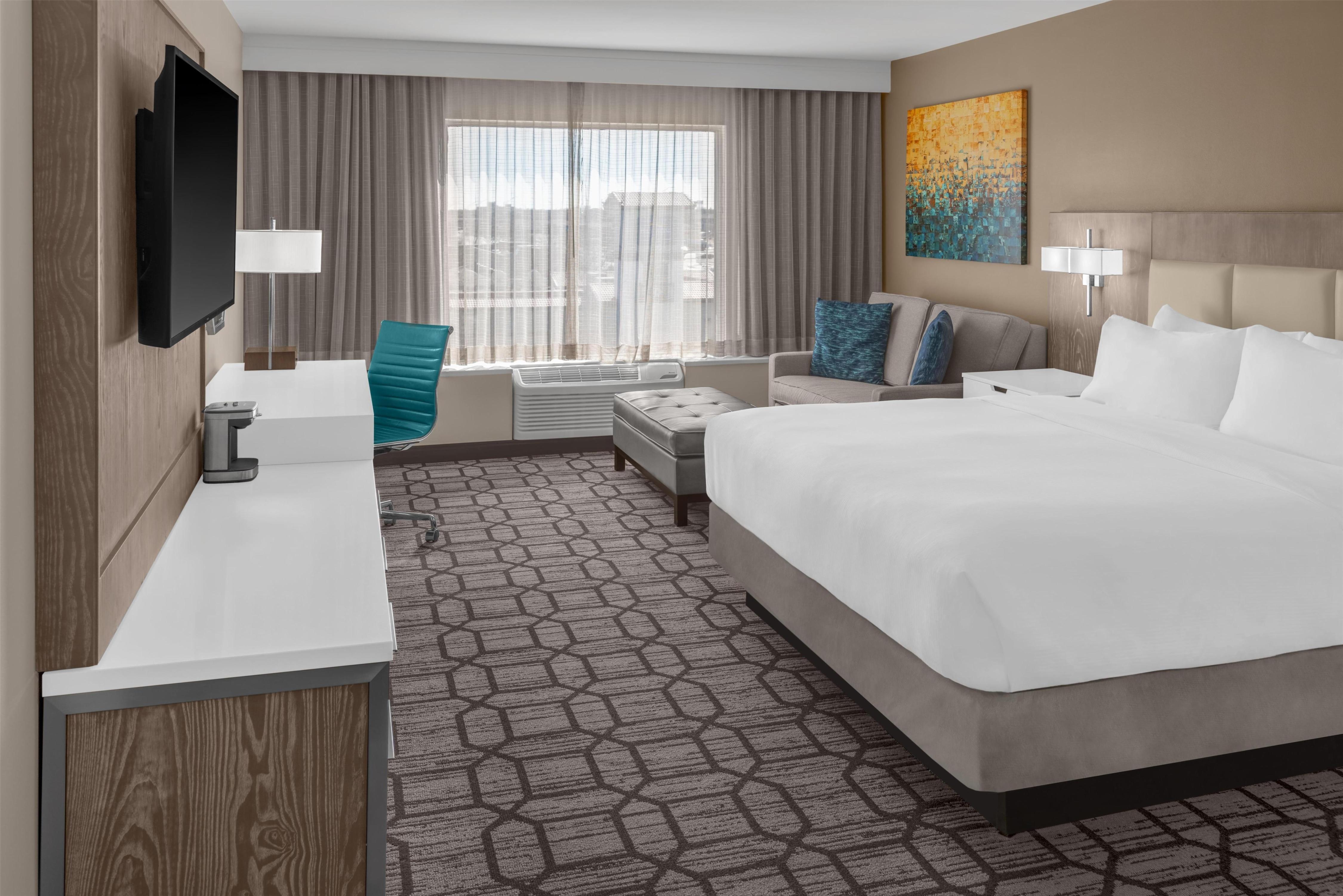 DoubleTree by Hilton Lubbock - University Area - Tap to explore photos