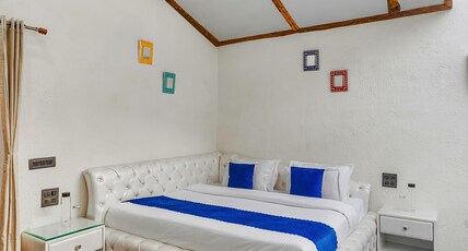 Granny's Den Resort Room Type - Grannys Den Classic Villa A