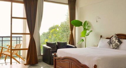 Meridian Hill Top Room Type - Club Room With Balcony