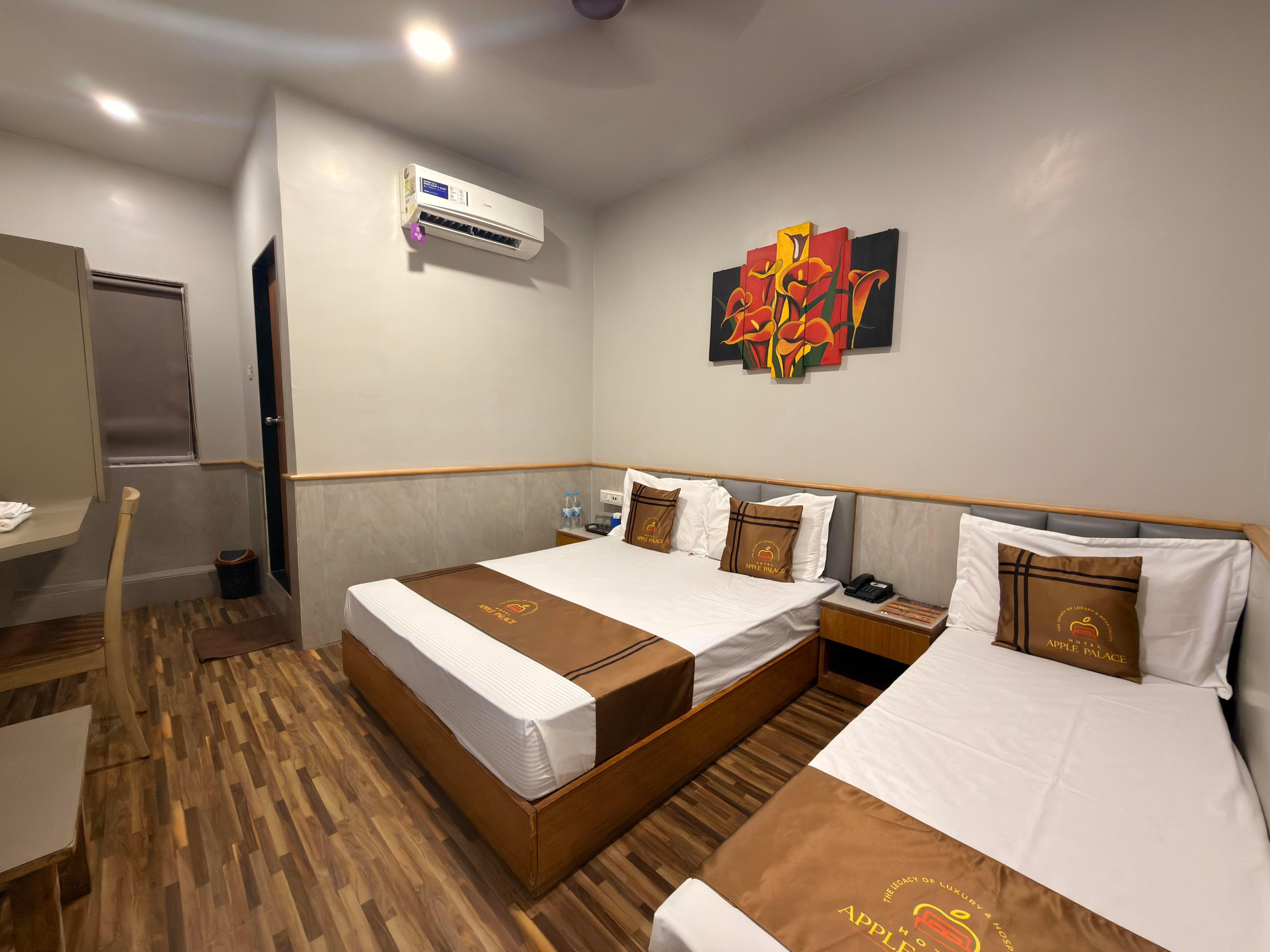 Hotel Apple Palace