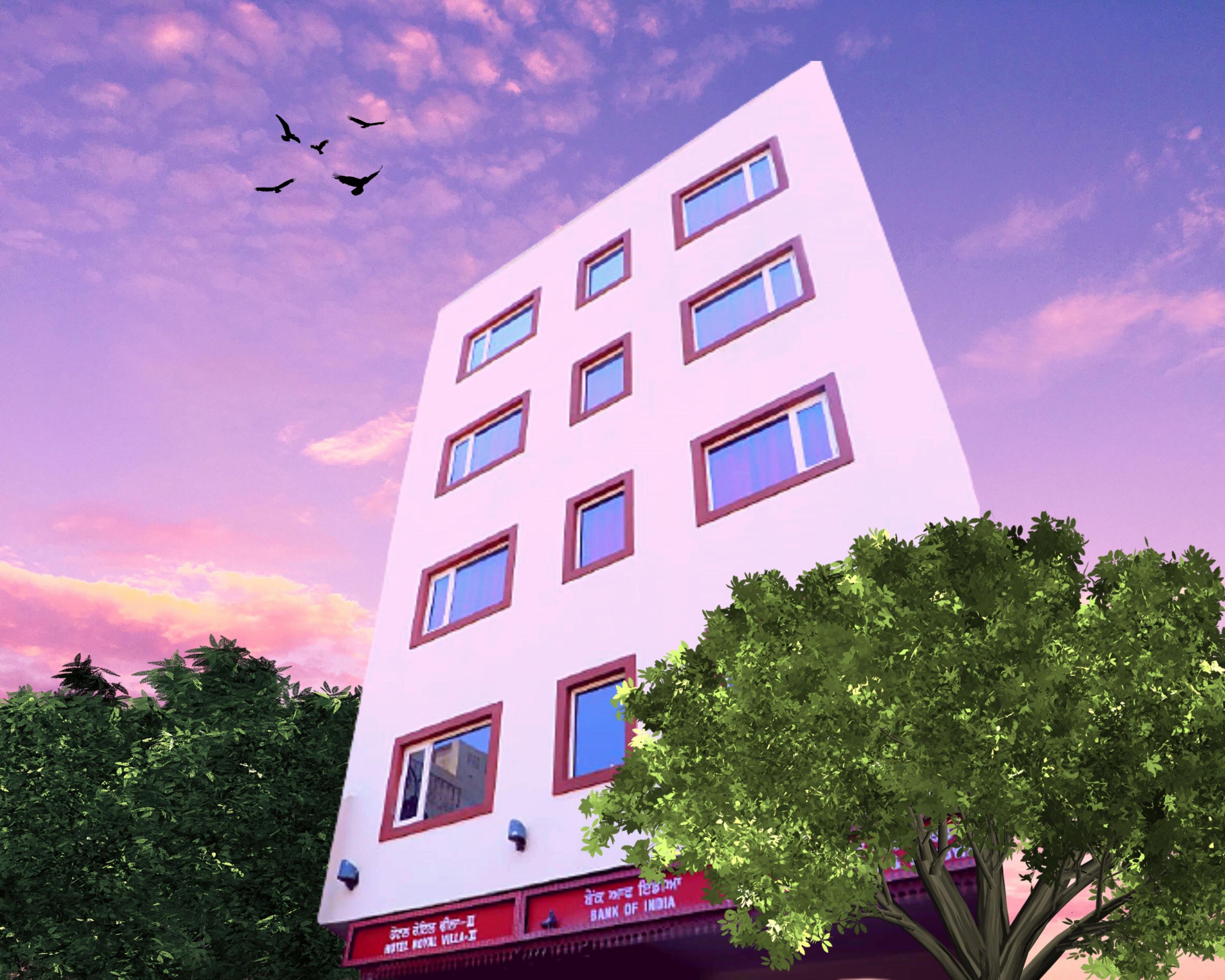 Hotel Royal Villa II Near Golden Temple - Tap to explore photos